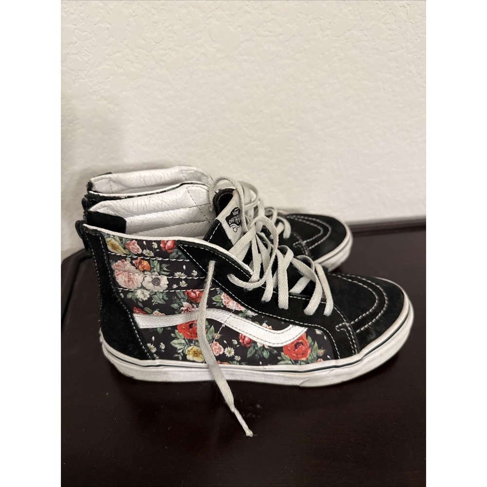 Vans Sk8 Hi Top Junior‎  Shoes Black and Floral, size 5